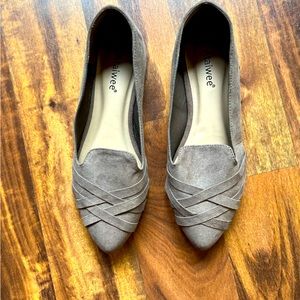 Ataiwee tan pointed-toe flats